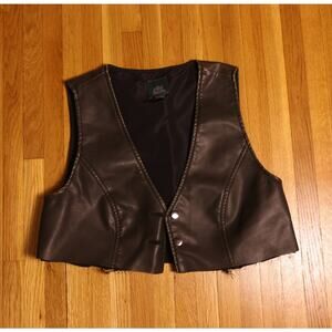 Wild fable faux leather cropped vest black/brown xs